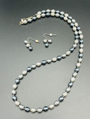 Napier Faux Pearl Necklace Drop Earrings Set Silver Gray White Signed  3 Tone